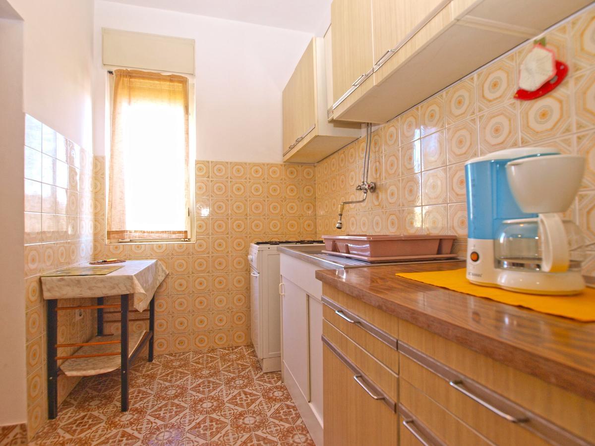 Apartments Mirela 1554 Pula Luaran gambar