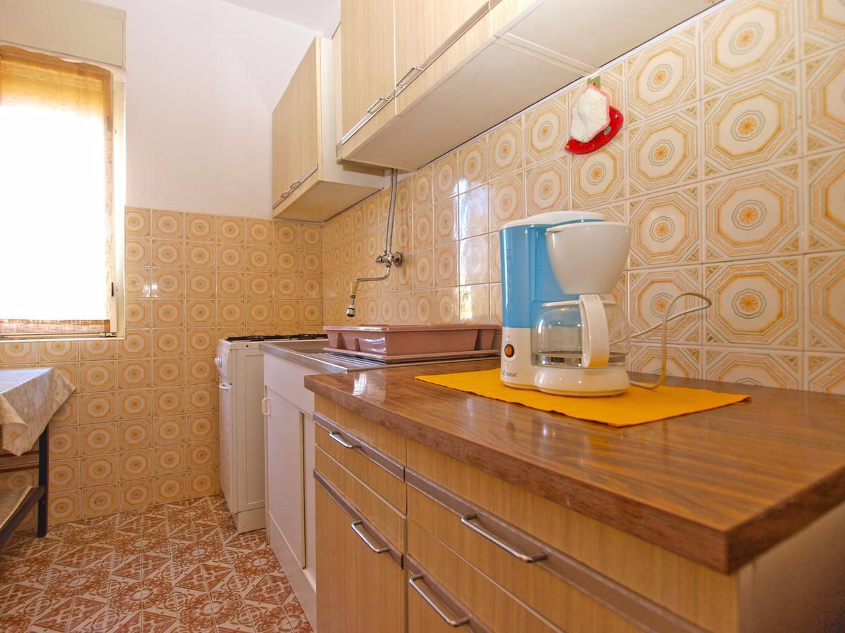 Apartments Mirela 1554 Pula Luaran gambar