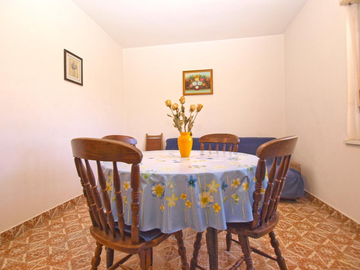 Apartments Mirela 1554 Pula Luaran gambar