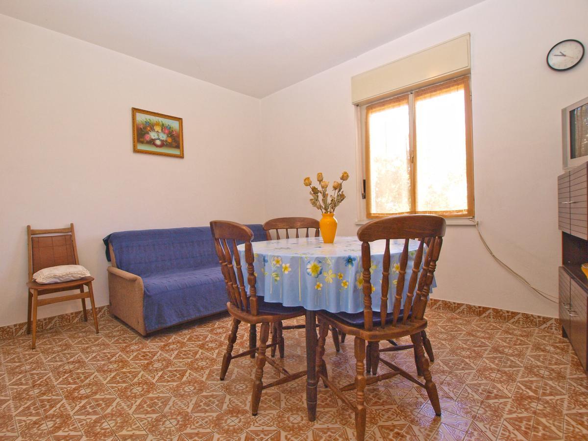 Apartments Mirela 1554 Pula Luaran gambar